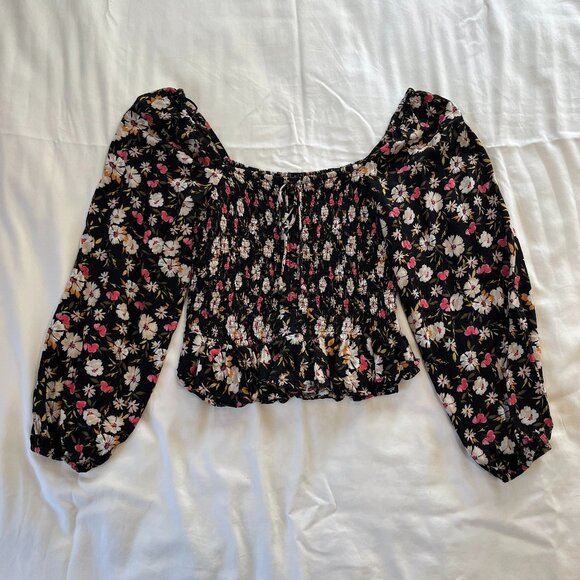 Patrons of Peace Tops - Patrons of Peace Black with Floral Print Boho Cropped Long Sleeve | Size S